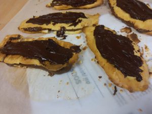 eclaire au chocolat